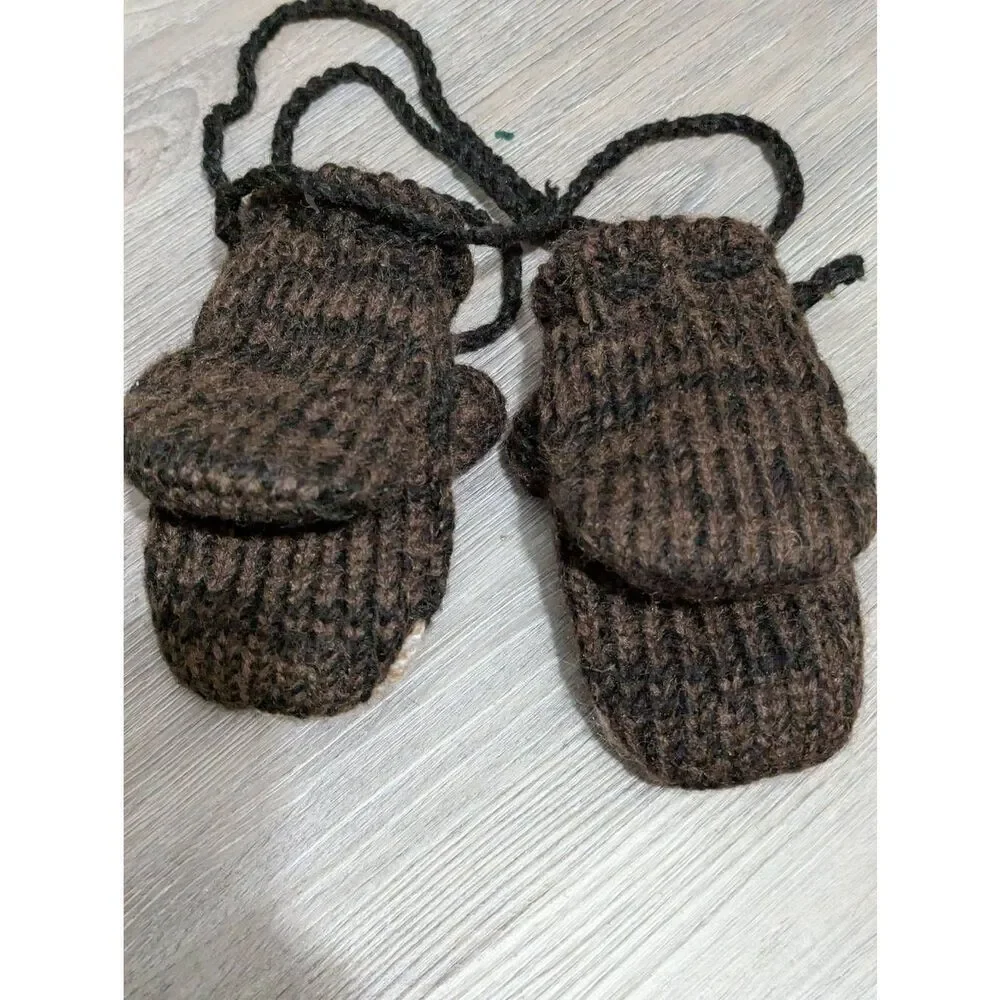 Nirvana designs kid's monkey wool mittens